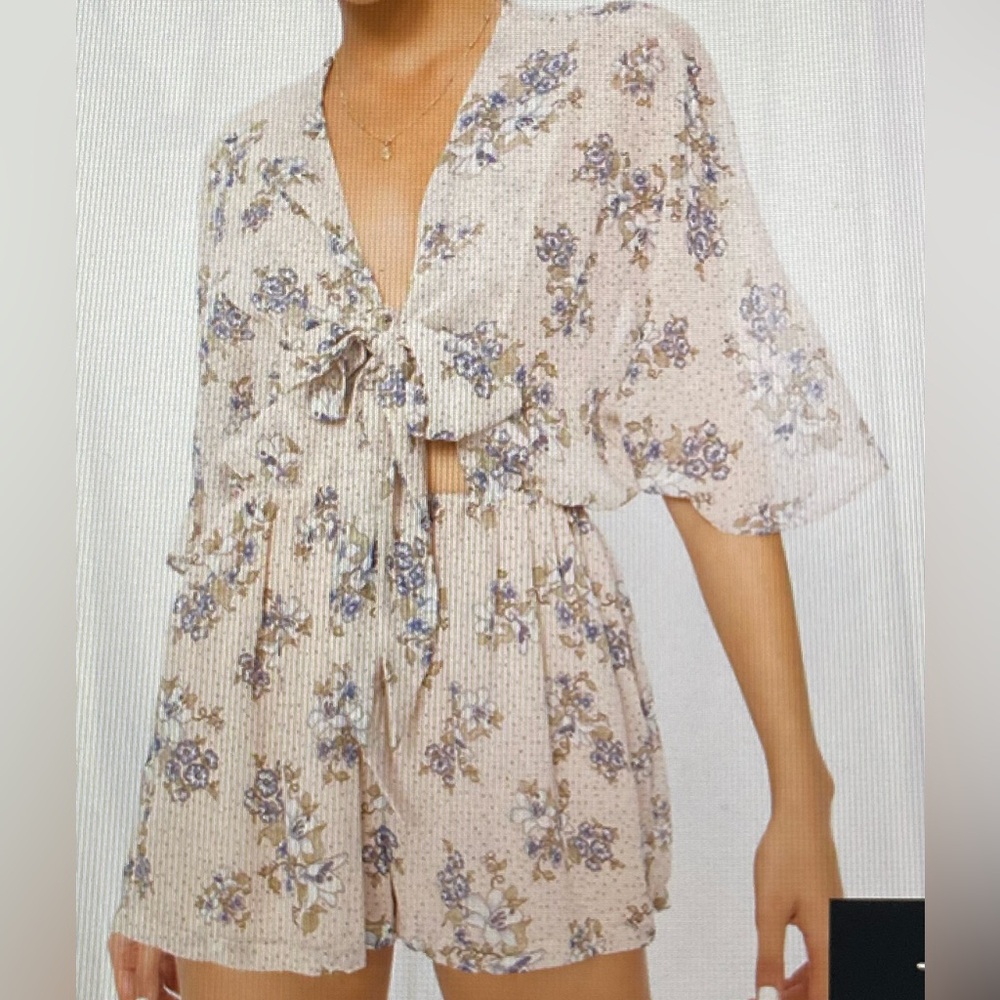 Superdown Floral Print Blouse